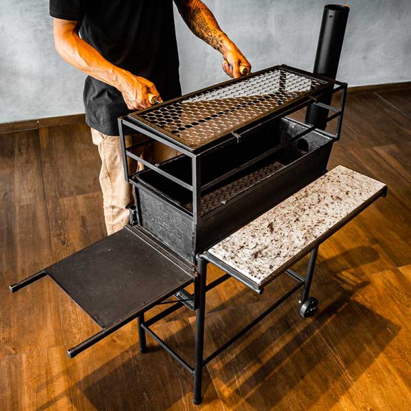 Churrasqueira completa com fogão a lenha