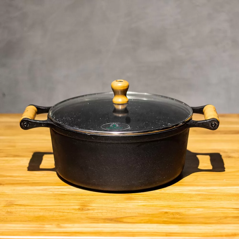 Panela de Ferro Fundido com Tampa de Vidro