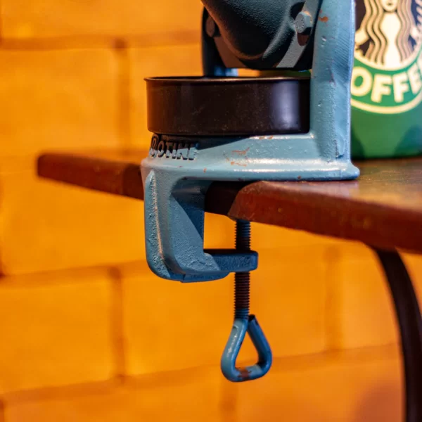 Moedor de Café com Encaixe Ajustável