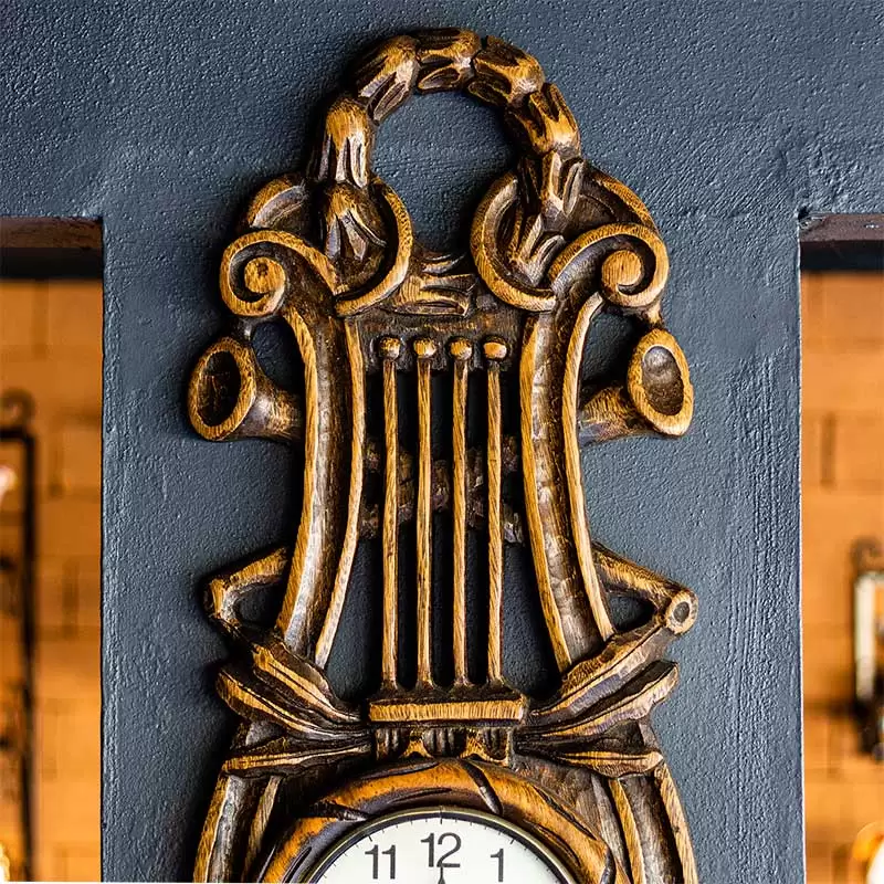 Relógio de Madeira Artesanal