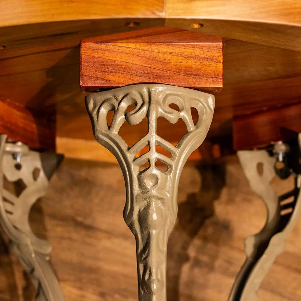 Conjunto Viena com Alumínio Fundido e Madeira Nobre Cor Fendi e Madeira